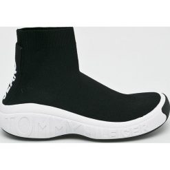 Tommy Jeans - Buty. Czarne buty sportowe męskie Tommy Jeans, z jeansu, bez zapięcia. W wyprzedaży za 399,90 zł.