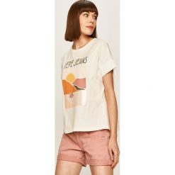 Pepe Jeans - T-shirt Poppy. Białe bluzki damskie Pepe Jeans, s, z aplikacjami, z bawełny, casualowe, z okrągłym kołnierzem, z krótkim rękawem. W wyprzedaży za 89,90 zł.