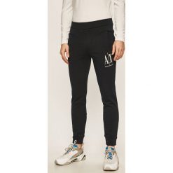 Armani Exchange - Spodnie. Niebieskie spodnie męskie Armani Exchange, s, bez wzorów, z bawełny. Za 379,90 zł.