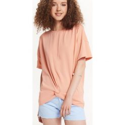 T-shirt krótki rękaw damski. Zielone t-shirty damskie TROLL, s, bez wzorów, biznesowe, bez kołnierzyka. W wyprzedaży za 39,99 zł.