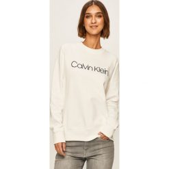 Calvin Klein - Bluza. Czarne bluzy damskie Calvin Klein, s, z nadrukiem, z bawełny, bez rękawów, bez kaptura. W wyprzedaży za 359,90 zł.
