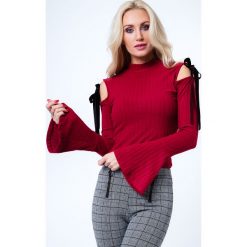 Bluzka z wiązaniami na ramionach bordowa MP16144. Czerwone bluzki damskie Fasardi, xl, bez wzorów, bez kołnierzyka, bez rękawów. Za 48,30 zł.