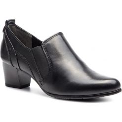 Półbuty JANA - 8-24401-22 Black 001. Czarne półbuty damskie Jana, bez wzorów, ze skóry, bez obcasa, na obcasie, bez zapięcia. W wyprzedaży za 189,00 zł.