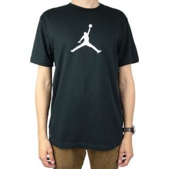 Jordan Air Iconic 23/7 Tee AV1167-011. Czarne t-shirty męskie Jordan, m, bez wzorów, z bawełny, bez kołnierzyka. W wyprzedaży za 99,99 zł.