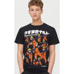 Koszulka Naruto Shippuden - Czarny. Czarne koszulki męskie Cropp, s, bez wzorów, bez kołnierzyka, bez rękawów. Za 59,99 zł.