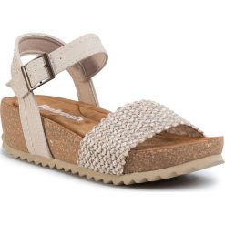 Sandały REFRESH - 72259 Beige. Brązowe klapki damskie Refresh, bez wzorów, ze skóry ekologicznej, bez obcasa, na obcasie. Za 169,00 zł.