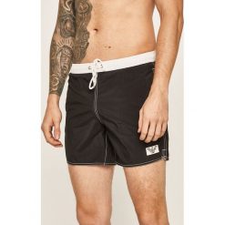 Emporio Armani - Szorty kąpielowe. Czarne kąpielówki męskie Emporio Armani, l, bez wzorów. W wyprzedaży za 219,90 zł.