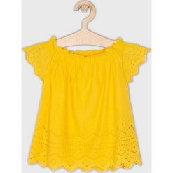 Kids Only - Top dziecięcy 122--164 cm. Białe bluzki dziewczęce Kids Only, z aplikacjami, z bawełny, z okrągłym kołnierzem, z krótkim rękawem, krótkie, bez kaptura. W wyprzedaży za 49,90 zł.