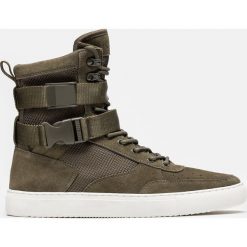 Khaki sneakersy męskie. Brązowe sneakersy męskie Kazar, przed kolano, z paskami. Za 549,00 zł.