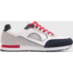 Kazar Studio - Buty. Szare sneakersy męskie Kazar Studio, z okrągłym noskiem, na sznurówki. Za 279,90 zł.