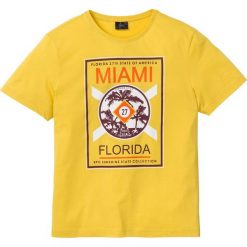T-shirt z nadrukiem bonprix żółty z nadrukiem. Żółte t-shirty męskie bonprix, s, z nadrukiem, z bawełny, bez kołnierzyka. Za 21,99 zł.