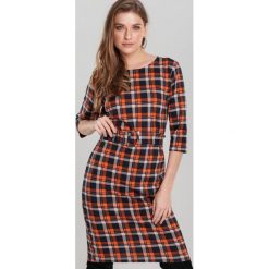Granatowa Sukienka Brinsmead. Niebieskie sukienki damskie Renee, na co dzień, s, w paski, z dzianiny, eleganckie, z okrągłym kołnierzem, bez rękawów, midi, proste. Za 79,99 zł.