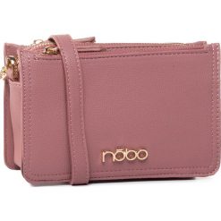 Torebka NOBO - NBAG-I2680-C004 Różowy. Różowe listonoszki damskie Nobo, bez wzorów, ze skóry ekologicznej, eleganckie, bez dodatków. W wyprzedaży za 129,00 zł.