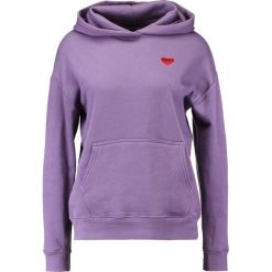 Bluzy damskie: Obey Clothing LONELY HEARTS Bluza z kapturem grape
