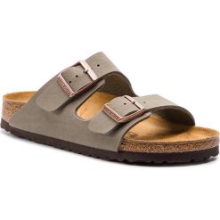 Klapki BIRKENSTOCK - Arizona Bs 0151213 Stone. Szare klapki damskie Birkenstock, bez wzorów, ze skóry ekologicznej, bez obcasa. Za 289,00 zł.