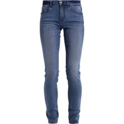 Calvin Klein Jeans Jeans Skinny Fit salted blue. Niebieskie jeansy damskie marki Calvin Klein Jeans, z bawełny. W wyprzedaży za 336,75 zł.