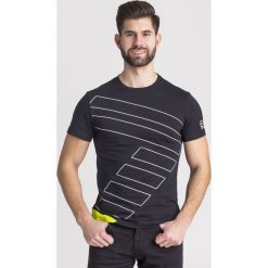 T-SHIRT EA7 Emporio Armani. Czarne t-shirty męskie EA7 Emporio Armani, s, z nadrukiem, z bawełny, z okrągłym kołnierzem. Za 173,40 zł.