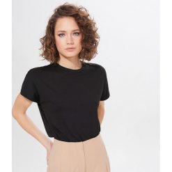 Koszulka z lyocellu - Czarny. Czarne koszulki damskie Mohito, s, bez wzorów, z lyocellu, bez kołnierzyka, bez rękawów. Za 59,99 zł.