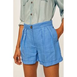 Pepe Jeans - Szorty Emma. Szorty damskie Pepe Jeans, s, bez wzorów, ze lnu, casualowe, z podwyższonym stanem. W wyprzedaży za 219,90 zł.
