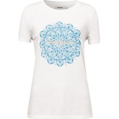 Desigual Koszulka damska TS Manchester Blanco 19SWTK41 1000 (rozmiar S). Koszulki damskie Desigual, s, bez wzorów, bez kołnierzyka, bez rękawów. W wyprzedaży za 110,00 zł.