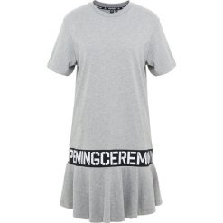 Opening Ceremony OC ELASTIC LOGO TSHIRT DRESS Sukienka z dżerseju heather grey. Szare t-shirty damskie marki Opening Ceremony, z bawełny. Za 1049,00 zł.