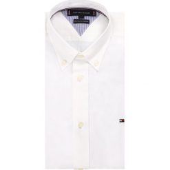 Koszula TOMMY HILFIGER Natural Soft End On End Shirt MW0MW12736. Białe koszule męskie TOMMY HILFIGER, m, bez wzorów, z bawełny, casualowe, bez kołnierzyka, bez rękawów. W wyprzedaży za 299,00 zł.