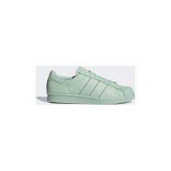 Buty adidas Buty Superstar 80s. Zielone trampki męskie Adidas, bez wzorów, bez zapięcia. Za 449,00 zł.