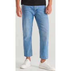 Jeansy regular cropped - Niebieski. Niebieskie jeansy męskie Reserved, m, bez wzorów. Za 149,99 zł.