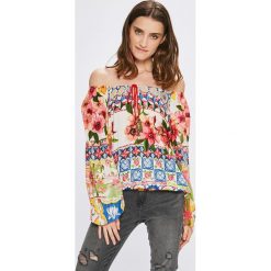 Desigual - Bluzka Carola. Szare bez kategorii marki Desigual, s, z wiskozy, casualowe, z dekoltem w łódkę. W wyprzedaży za 149,90 zł.