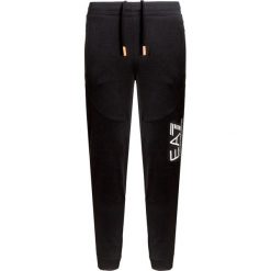 Spodnie EA7 EMPORIO ARMANI Czarny. Czarne spodnie dresowe męskie marki EA7 Emporio Armani, z dresówki. Za 390,00 zł.