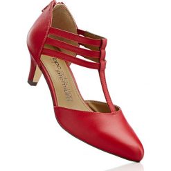 Czółenka skórzane z paskiem bonprix czerwony. Czerwone buty ślubne damskie marki bonprix, ze skóry, na obcasie. Za 149,99 zł.