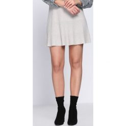 Szara Spódnica Show Him. Szare spódniczki damskie Born2be, xl, bez wzorów, mini. Za 64,99 zł.