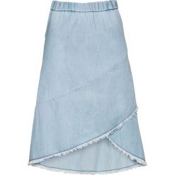 Spódnica dżinsowa z frędzlami bonprix jasnoniebieski "bleached". Niebieskie spódniczki damskie bonprix, bez wzorów. Za 49,99 zł.