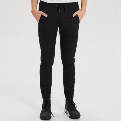 Jeansy jogger typu biker - Czarny. Czarne jeansy męskie Cropp, m, bez wzorów. Za 149,99 zł.