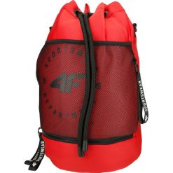 Plecak miejski PCU203 - czerwony. Czerwone plecaki męskie 4f, w paski, z materiału, eleganckie. W wyprzedaży za 59,99 zł.