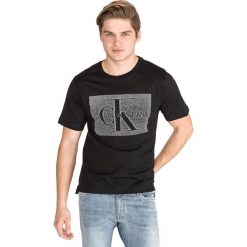 Calvin Klein Koszulka Czarny. Czarne podkoszulki męskie Calvin Klein, l, z nadrukiem, z bawełny, z krótkim rękawem. Za 223,95 zł.