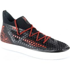 Skórzane sneakersy w kolorze czarnym. Czarne trampki męskie Puma, na sznurówki. W wyprzedaży za 171,95 zł.