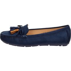 Granatowe mokasyny, buty damskie S.BARSKI A199. Niebieskie mokasyny damskie S.barski, klasyczne, na obcasie. W wyprzedaży za 99,00 zł.