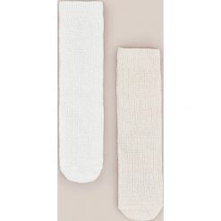 Skarpetki 2 pack - Kremowy. Białe skarpetki damskie Reserved, bez wzorów. W wyprzedaży za 7,99 zł.