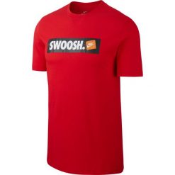 T-shirt Nike Sportswear Swoosh (L). T-shirty męskie Nike, m, z bawełny, klasyczne. W wyprzedaży za 80,00 zł.