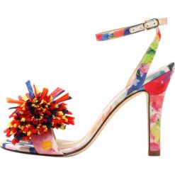 J.CREW STRAPPY HEEL WITH RAFFIA BOW Sandały na obcasie multicoloured. Szare sandały damskie marki J.CREW, bez wzorów, ze skóry ekologicznej, bez obcasa, na obcasie, bez zapięcia. W wyprzedaży za 594,50 zł.