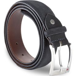 Pasek Męski TOMMY HILFIGER - Boston Belt 3.5 Adj AM0AM02772 90 413. Niebieskie paski męskie TOMMY HILFIGER, w paski, ze skóry. W wyprzedaży za 189,00 zł.
