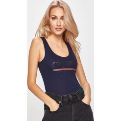 Guess Jeans - Top. Czerwone bluzki damskie Guess Jeans, s, z nadrukiem, z bawełny, bez kołnierzyka. Za 119,90 zł.