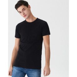 T-shirt basic - Czarny. Czarne t-shirty damskie House, s, bez wzorów, bez kołnierzyka. Za 25,99 zł.