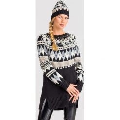 SWETER TWINSET. Czarne swetry damskie Twinset, xs, z aplikacjami, z wełny, bez rękawów, bez kaptura. Za 664,50 zł.