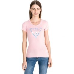 Guess Summer Koszulka Różowy Beżowy. Różowe koszulki damskie Guess, s, z nadrukiem, z elastanu. Za 130,95 zł.