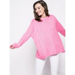 Answear - Sweter. Różowe swetry klasyczne damskie ANSWEAR, l, z dzianiny, z okrągłym kołnierzem. W wyprzedaży za 49,90 zł.
