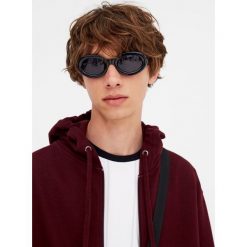 Kurtka basic z kapturem. Bluzy męskie Pull&Bear, m, bez wzorów, z kapturem, bez rękawów, z kapturem. Za 89,90 zł.