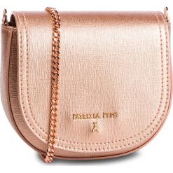 Torebka PATRIZIA PEPE - 2V8752/AT79-Y350 Oro Rose. Różowe torebki klasyczne damskie Patrizia Pepe, bez wzorów, ze skóry, eleganckie, bez dodatków. Za 739,00 zł.