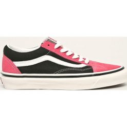 Vans - Tenisówki. Różowe trampki i tenisówki damskie Vans, bez wzorów, ze skóry, na sznurówki. W wyprzedaży za 169,90 zł.